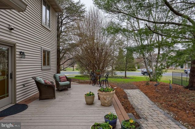 101 CHAPEL LN, Brownstown, PA 17508