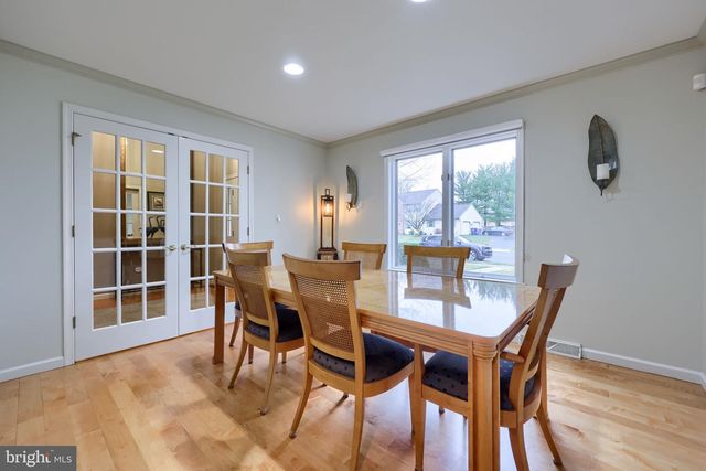 101 CHAPEL LN, Brownstown, PA 17508