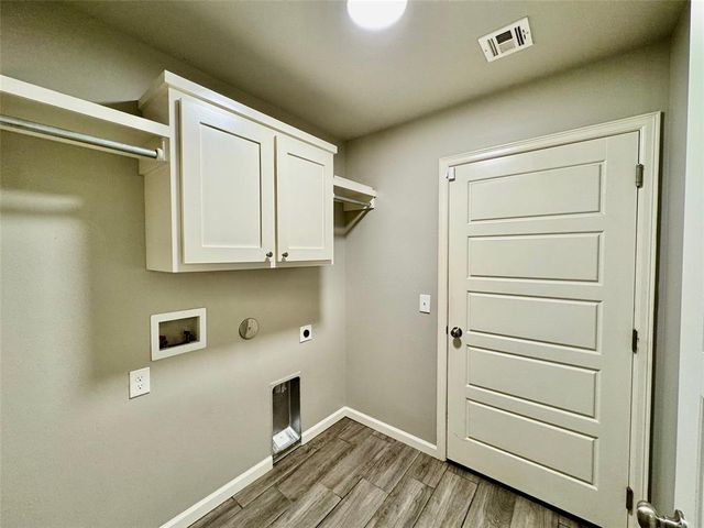 3642 E Cherryhill Court, Broken Arrow, OK 74014