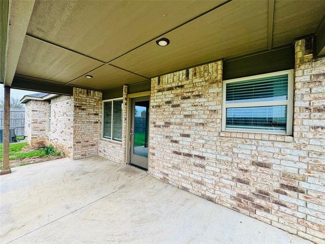 3642 E Cherryhill Court, Broken Arrow, OK 74014