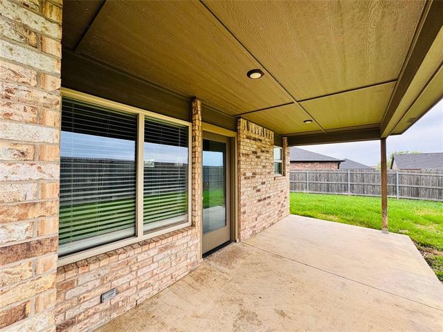 3642 E Cherryhill Court, Broken Arrow, OK 74014