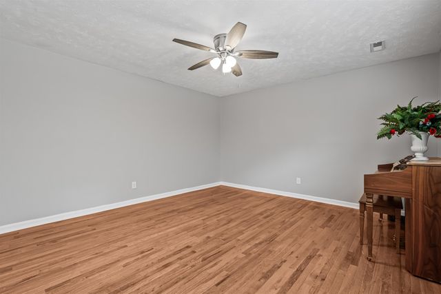 145 Sarah Ave., Andrews, SC 29510