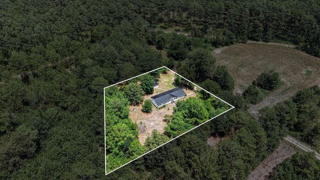 145 Sarah Ave., Andrews, SC 29510