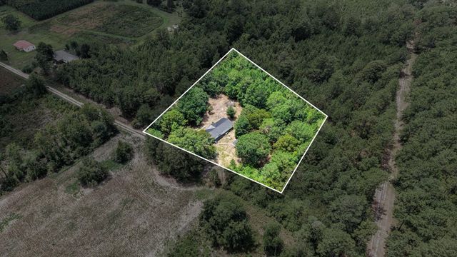 145 Sarah Ave., Andrews, SC 29510