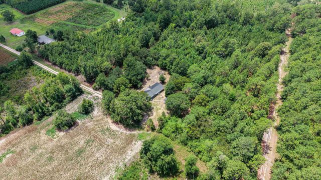 145 Sarah Ave., Andrews, SC 29510