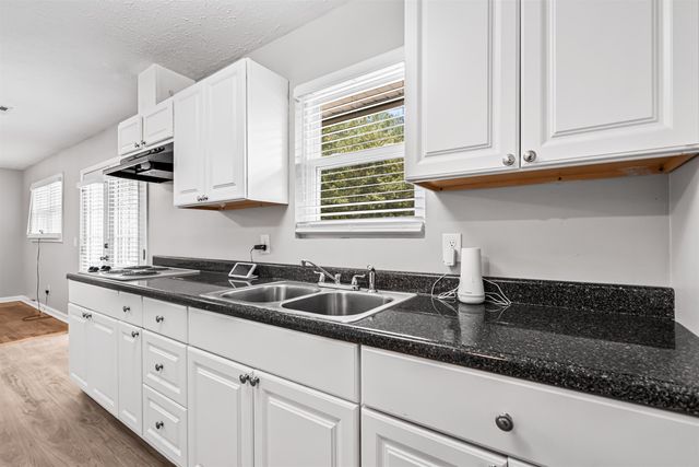 145 Sarah Ave., Andrews, SC 29510