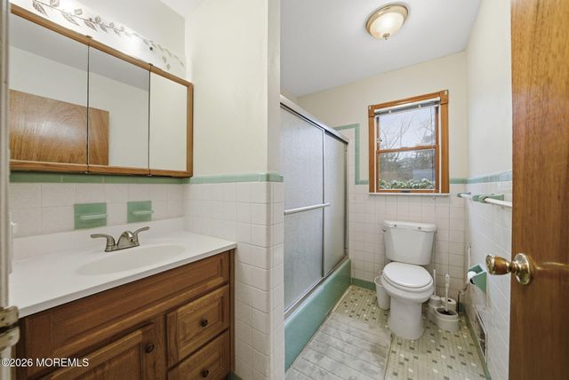 33 Toomin Drive, Neptune Township, NJ 07753