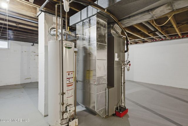 33 Toomin Drive, Neptune Township, NJ 07753