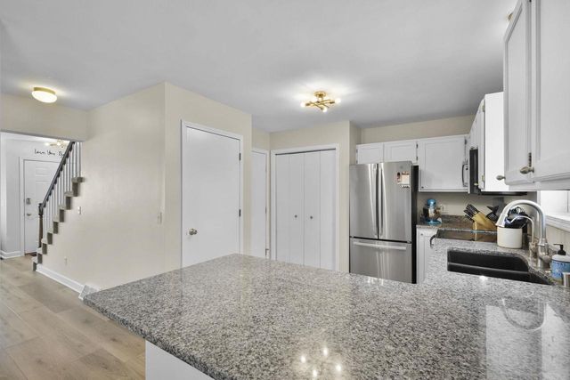 7160 McKee Road, Madison, WI 53719