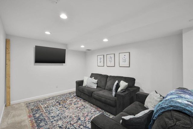 7160 McKee Road, Madison, WI 53719