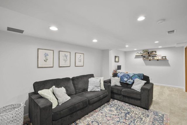 7160 McKee Road, Madison, WI 53719