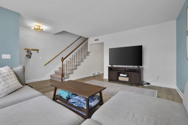 7160 McKee Road, Madison, WI 53719