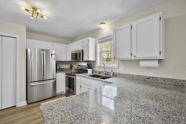 7160 McKee Road, Madison, WI 53719