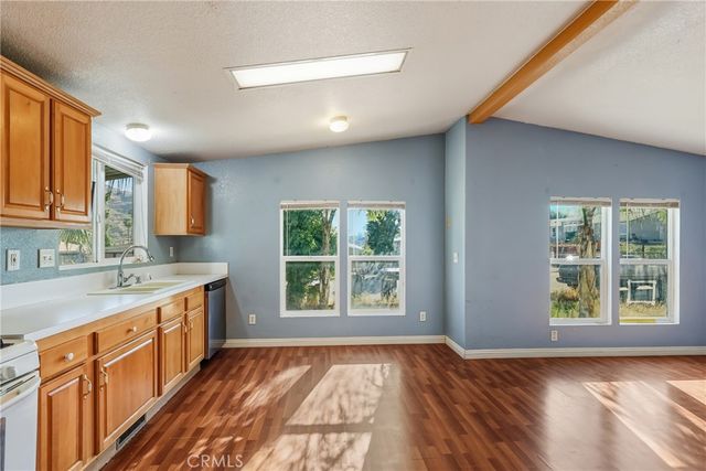 26251 Olson, Homeland, CA 92548