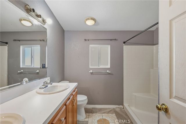 26251 Olson, Homeland, CA 92548