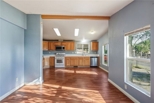 26251 Olson, Homeland, CA 92548