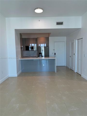 950 BRICKELL BAY DR 5402, Miami, FL 33131