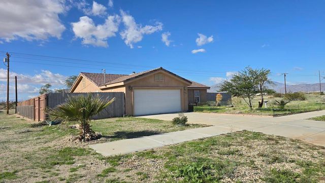 2251 Shore Breeze Avenue, Thermal, CA 92274
