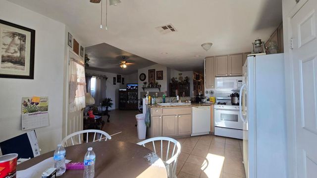 2251 Shore Breeze Avenue, Thermal, CA 92274