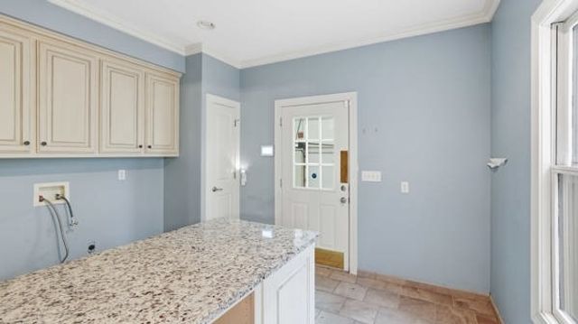 921 Poplar Pl, Monteagle, TN 37356