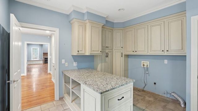 921 Poplar Pl, Monteagle, TN 37356