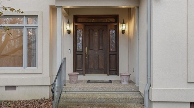 921 Poplar Pl, Monteagle, TN 37356
