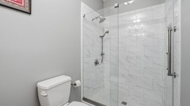 921 Poplar Pl, Monteagle, TN 37356
