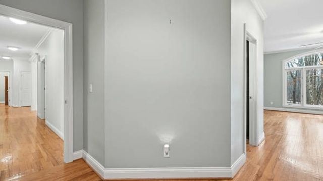 921 Poplar Pl, Monteagle, TN 37356