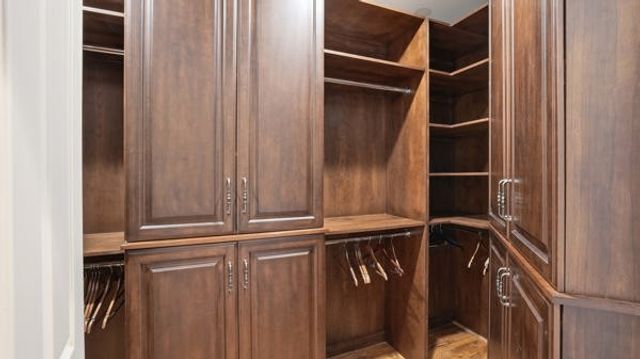 921 Poplar Pl, Monteagle, TN 37356