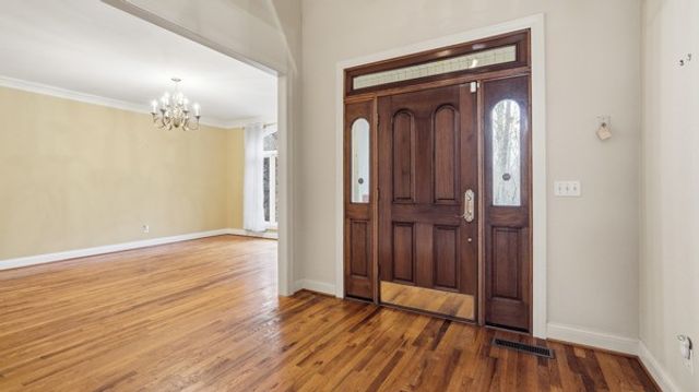 921 Poplar Pl, Monteagle, TN 37356