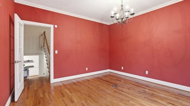 921 Poplar Pl, Monteagle, TN 37356