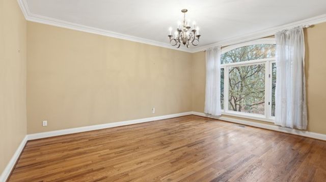 921 Poplar Pl, Monteagle, TN 37356