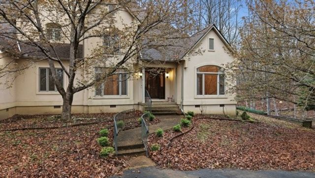921 Poplar Pl, Monteagle, TN 37356
