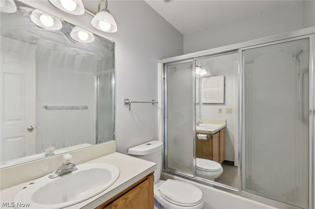 14459 Fullers Lane, Strongsville, OH 44149