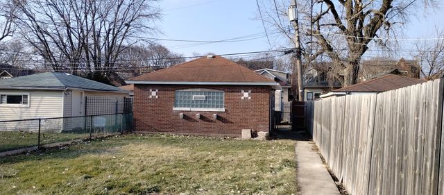 7926 S Michigan Avenue, Chicago, IL 60619