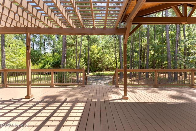 107 Dolphin View Court, Sneads Ferry, NC 28460