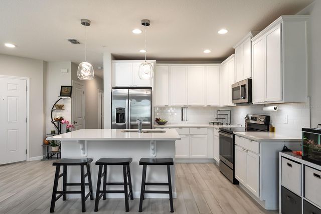 170 CAPE HONEYSUCKLE PLACE, Sanford, FL 32771