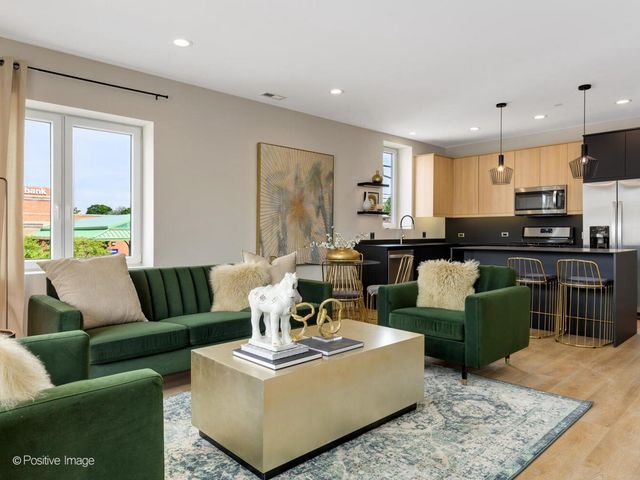 6031 W NORTH Avenue 3w, Oak Park, IL 60302