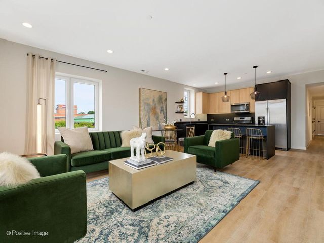 6031 W NORTH Avenue 3w, Oak Park, IL 60302