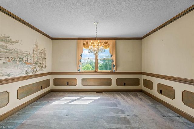 5041 Friendship Circle Road, East Bend, NC 27018