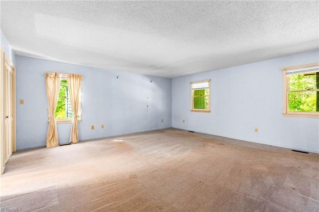 5041 Friendship Circle Road, East Bend, NC 27018
