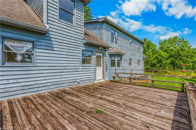 5041 Friendship Circle Road, East Bend, NC 27018