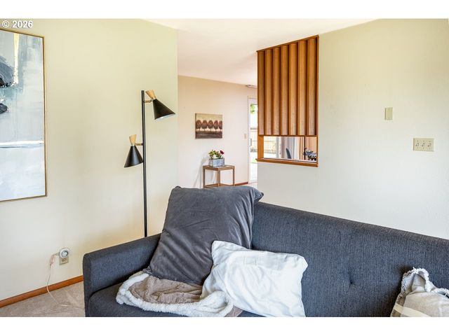 545 HUGHES St, Eugene, OR 97402