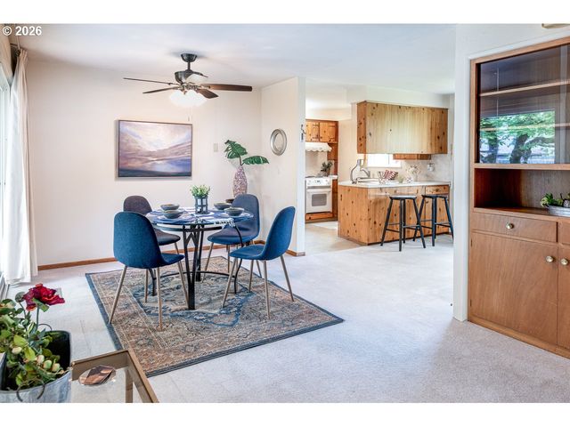 545 HUGHES St, Eugene, OR 97402