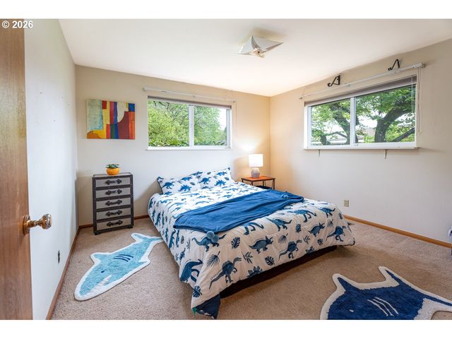 545 HUGHES St, Eugene, OR 97402