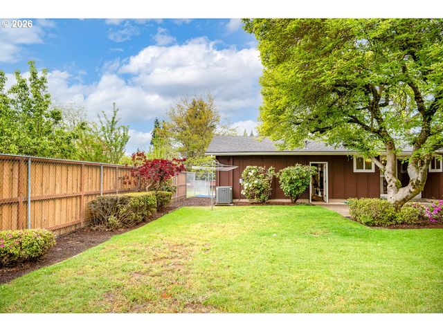 545 HUGHES St, Eugene, OR 97402