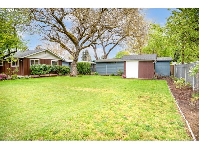 545 HUGHES St, Eugene, OR 97402