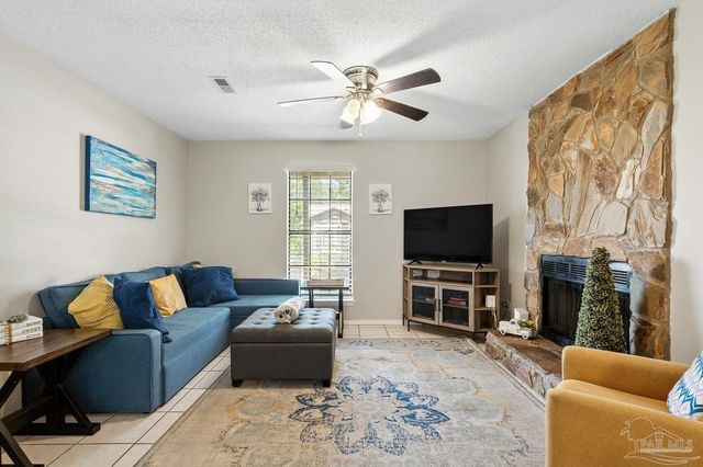 2393 Shoal Creek Dr, Pensacola, FL 32514