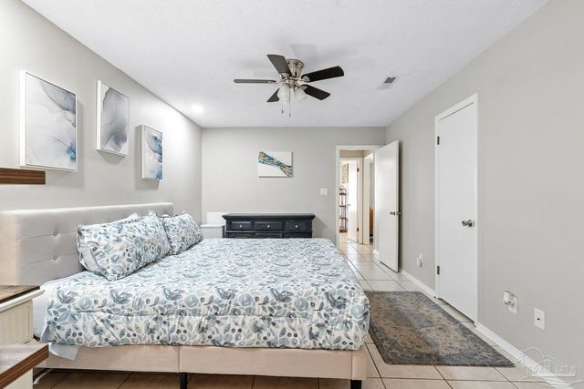 2393 Shoal Creek Dr, Pensacola, FL 32514