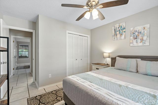 2393 Shoal Creek Dr, Pensacola, FL 32514